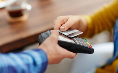 Utilizzo carte di credito e bancomat: un “incentivo” curioso da parte del Governo
